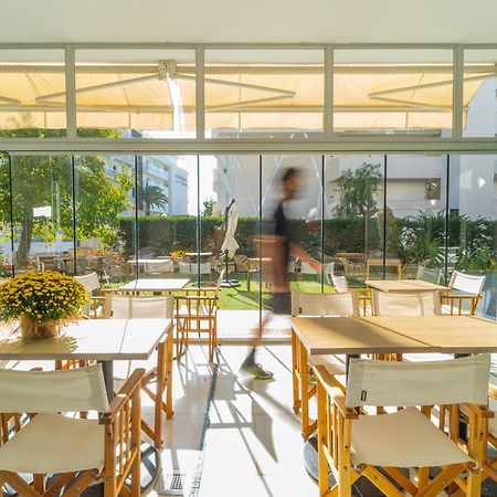 Hotel & Apartaments Thalassa Sport & Spa Росес Екстериор снимка