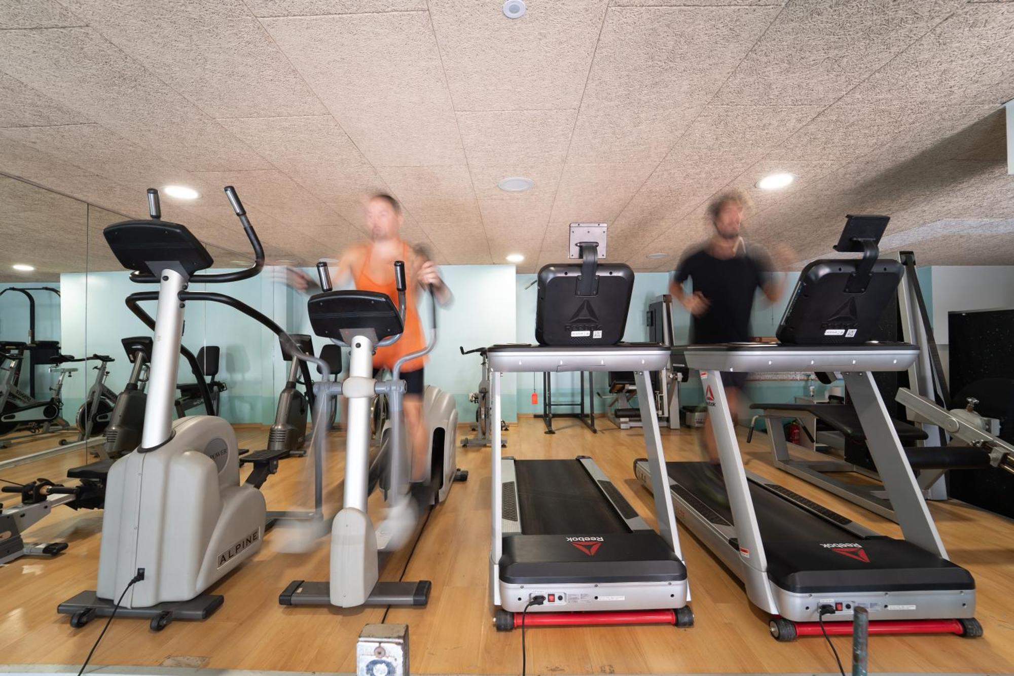 Hotel & Apartaments Thalassa Sport & Spa Росес Екстериор снимка