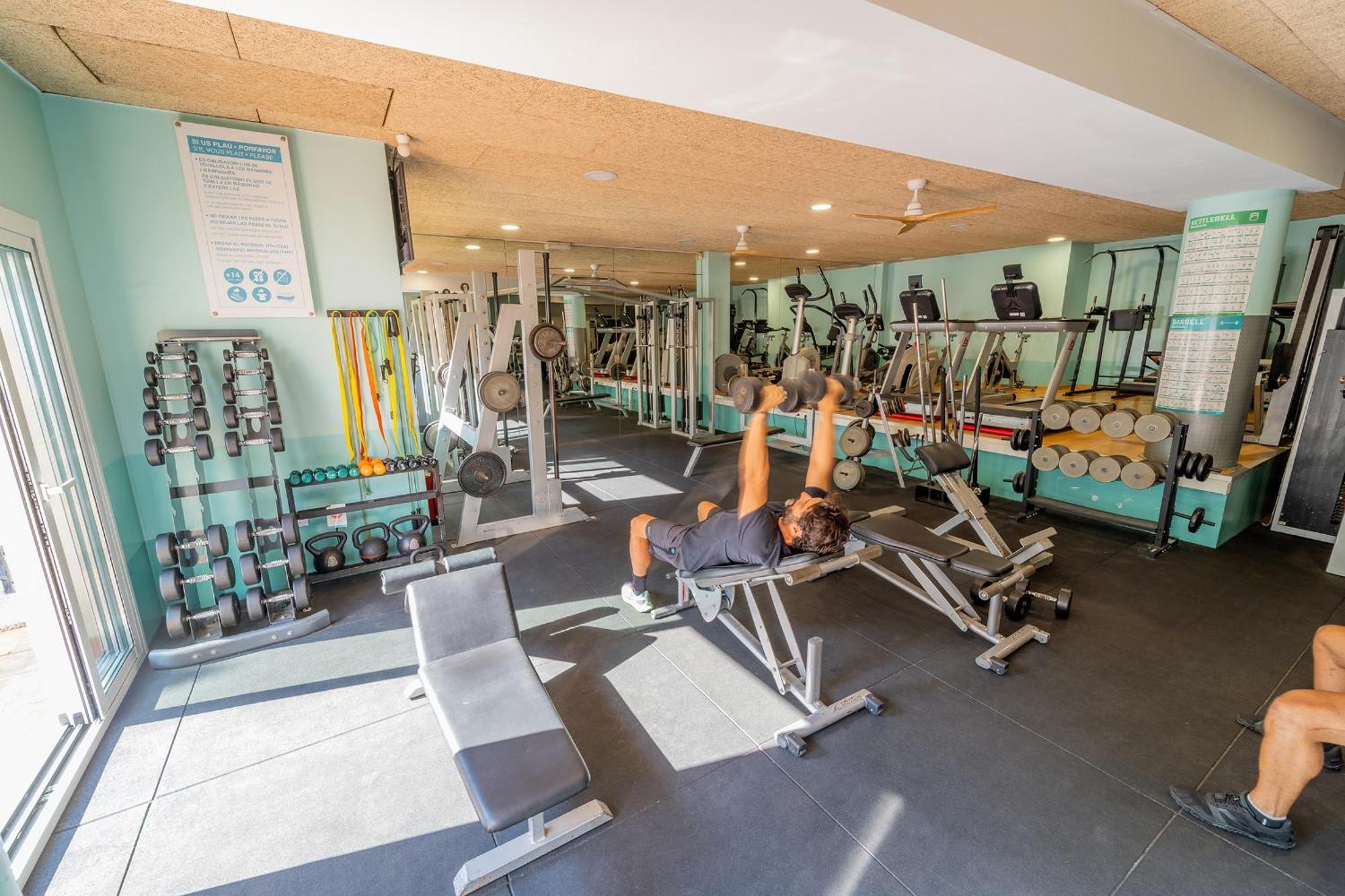 Hotel & Apartaments Thalassa Sport & Spa Росес Екстериор снимка